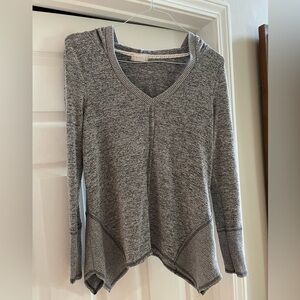 Altar’d State
Medium long sleeve 
Hoodie top